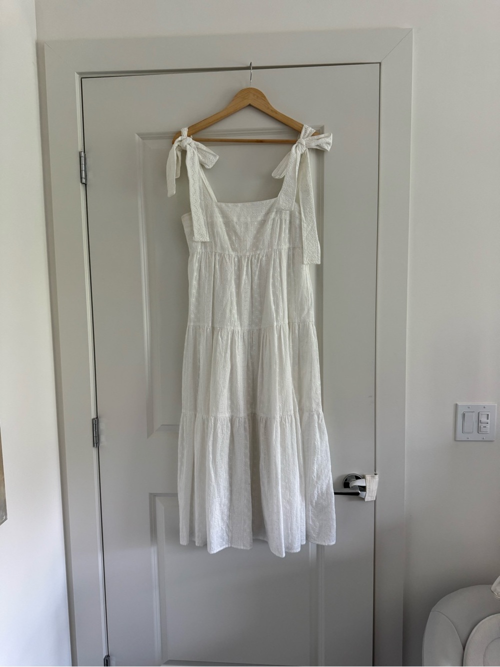 Women’s White Tie-Shoulder Midi Dress